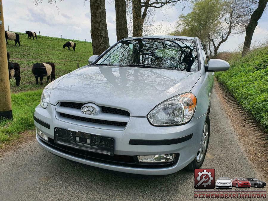 Ansamblu stergatoare hyundai accent 2009