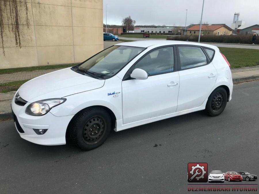Ansamblu stergatoare hyundai i30 2010