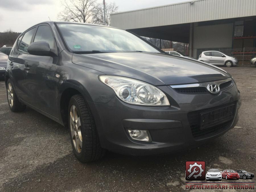 Bara fata hyundai i30 2009