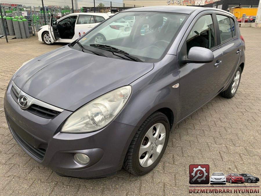 Cutie viteze manuala hyundai i20 2010