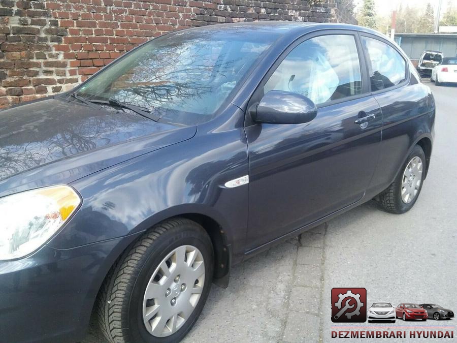 Etrier hyundai accent 2006