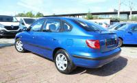 Traversa hyundai elantra 2005